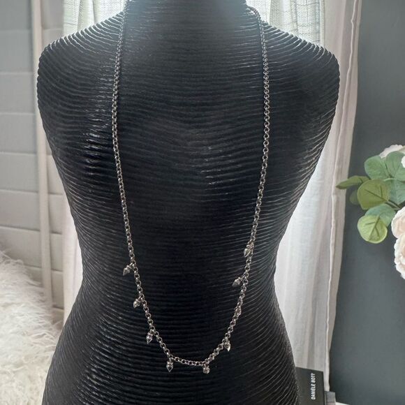 Kendra Scott Addison Adjustable Choker Necklace - Picture 2 of 7